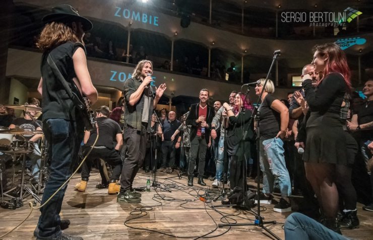 Reunion Rockin’1000 Night Live – Play Hard, Party Harder